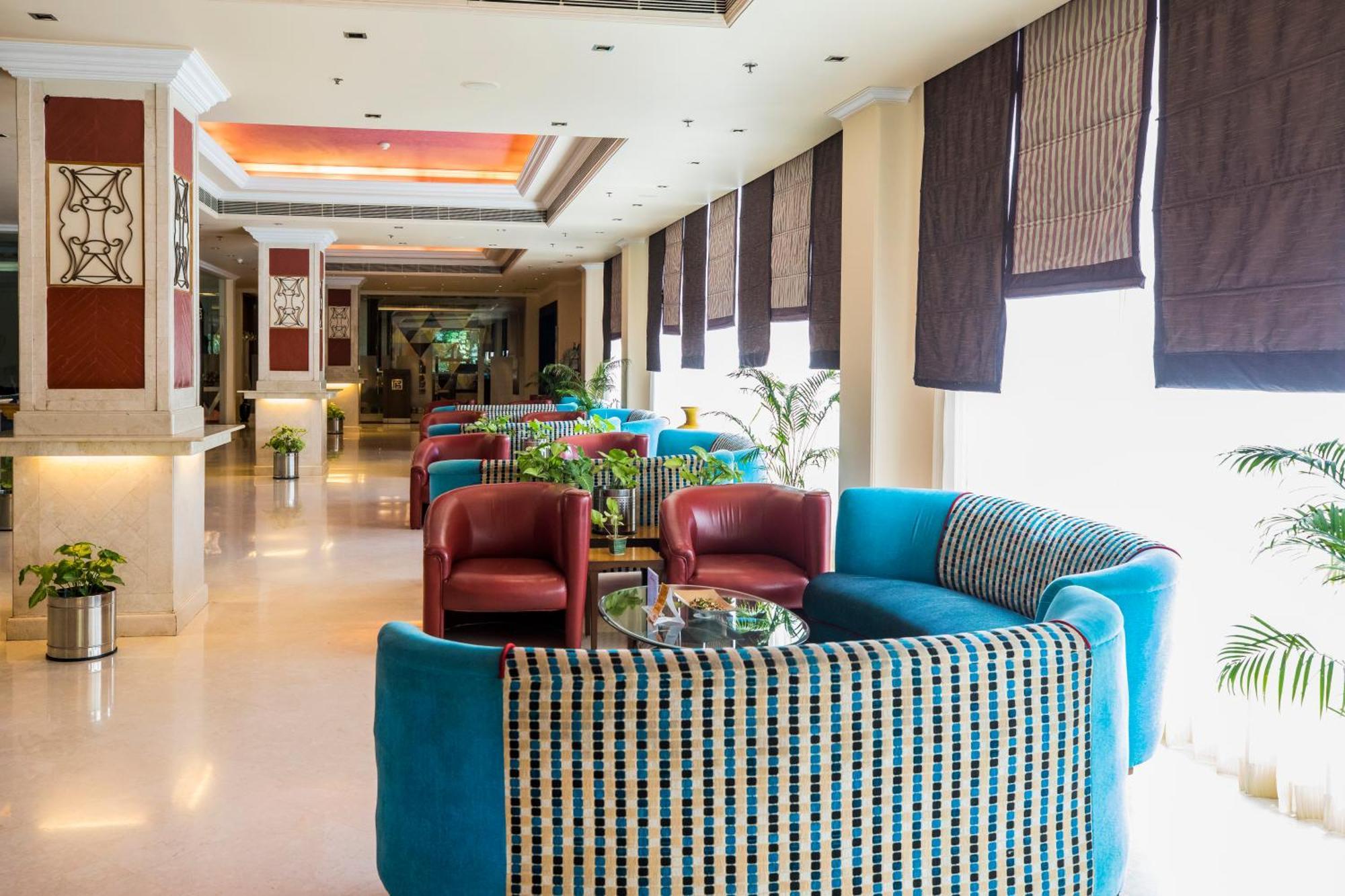 เดอะ พิคคาดิลี โฮเต็ล ลัคนาว Hotel ลัคเนา ภายนอก รูปภาพ
