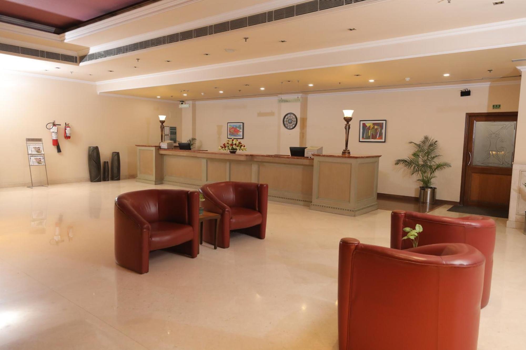 เดอะ พิคคาดิลี โฮเต็ล ลัคนาว Hotel ลัคเนา ภายนอก รูปภาพ