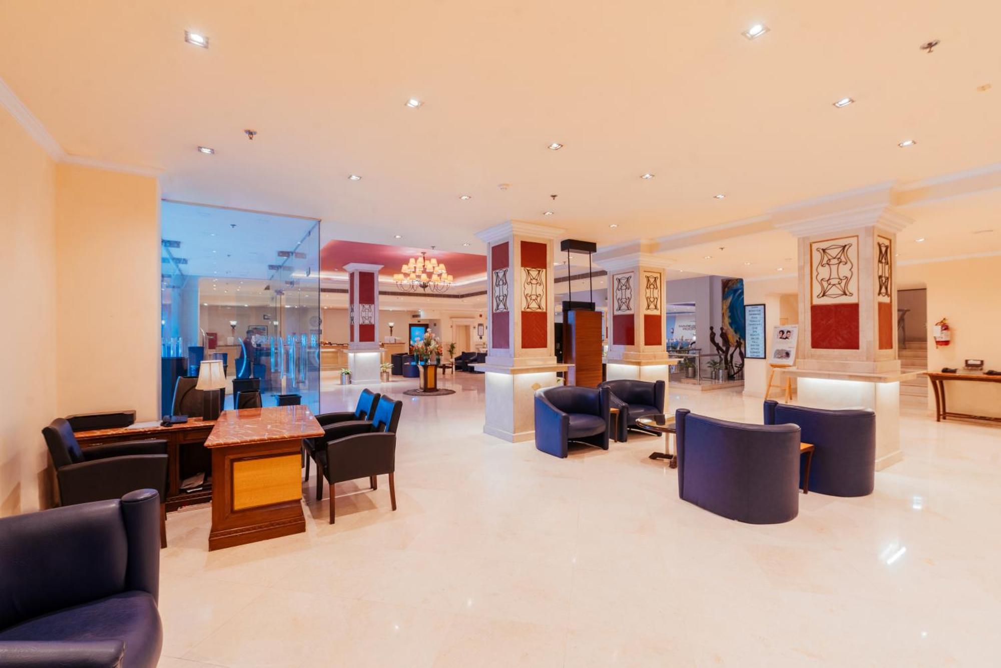 เดอะ พิคคาดิลี โฮเต็ล ลัคนาว Hotel ลัคเนา ภายนอก รูปภาพ